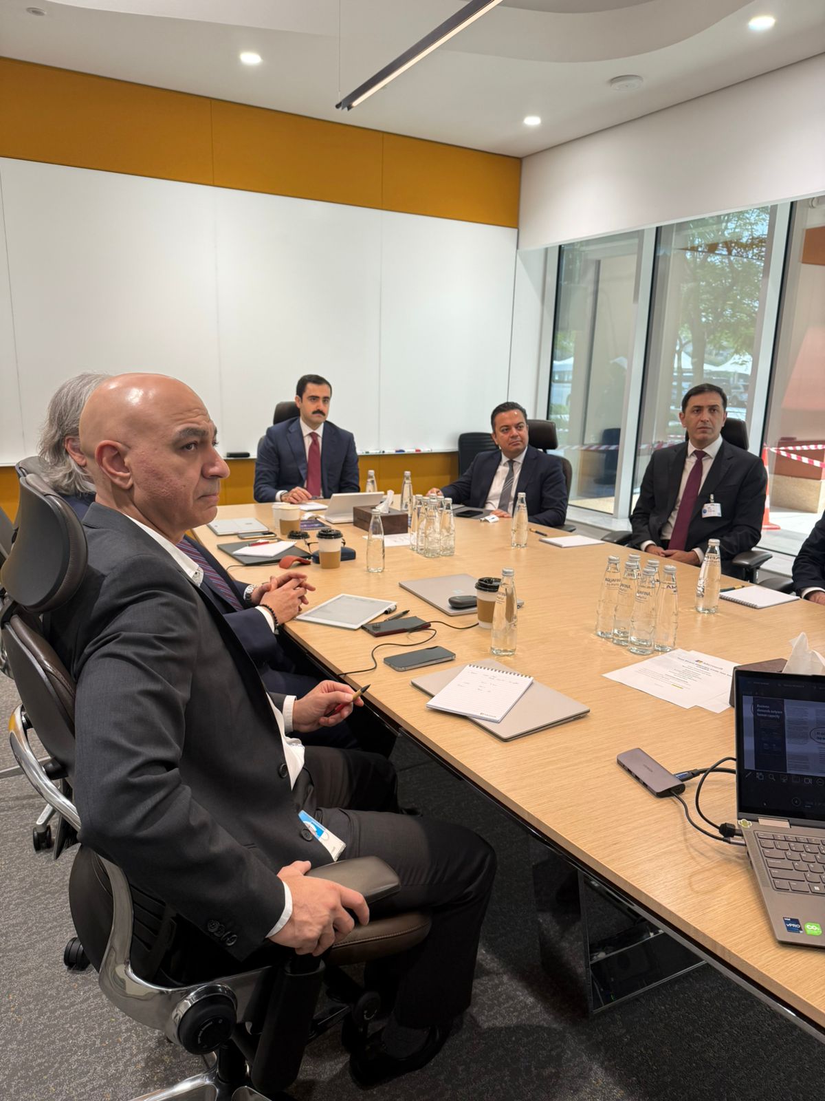 Elm və Təhsil Nazirliyinin nümayəndə heyəti Microsoft İnnovasiya Mərkəzində olub